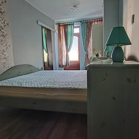 Tulipan Apartman Apartment Abádszalók